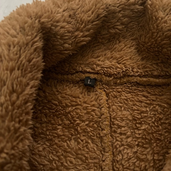 Teddy/Fuzzy Jacket - Picture 3 of 4